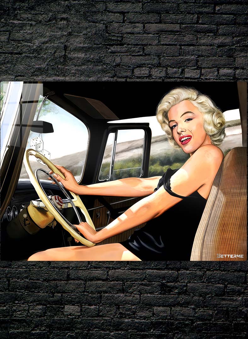 S008-Monroe is driving